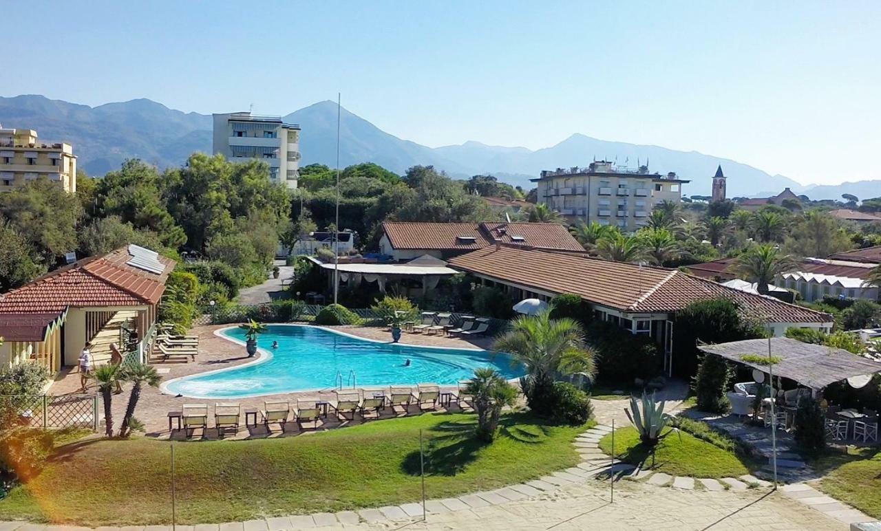 Soleado Beach House Pietrasanta Eksteriør billede